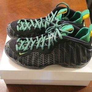 Foamposite one PRM Oregon Ducks sz 13